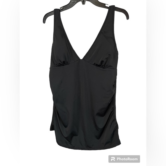 XL black swimsuit top Adjustable straps Rouched side detailing bathing suit top - Picture 1 of 6